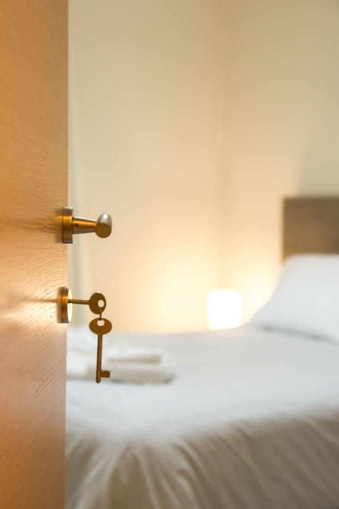 Krystal Apartment アテネ エクステリア 写真